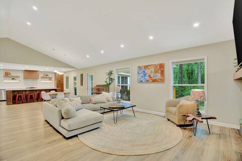 Peaceful 4 Bed Ranch Zen Retreat