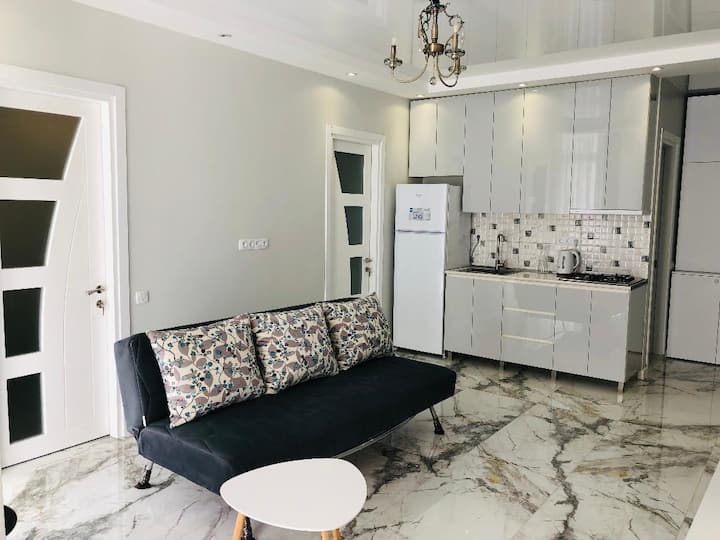 Lovely 2 Bedroom Apartment In Batumi - Batumi