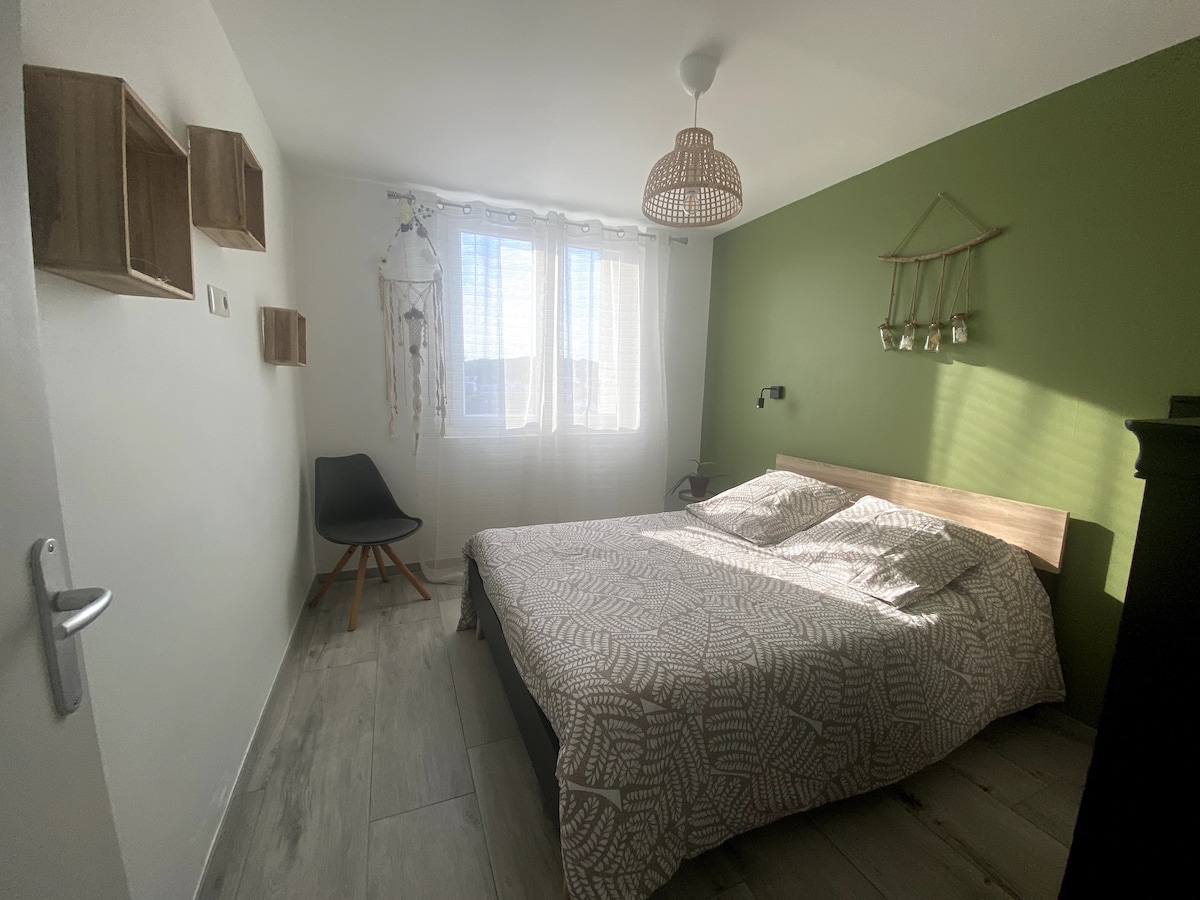 2. spavaća soba - krevet 140 * 190