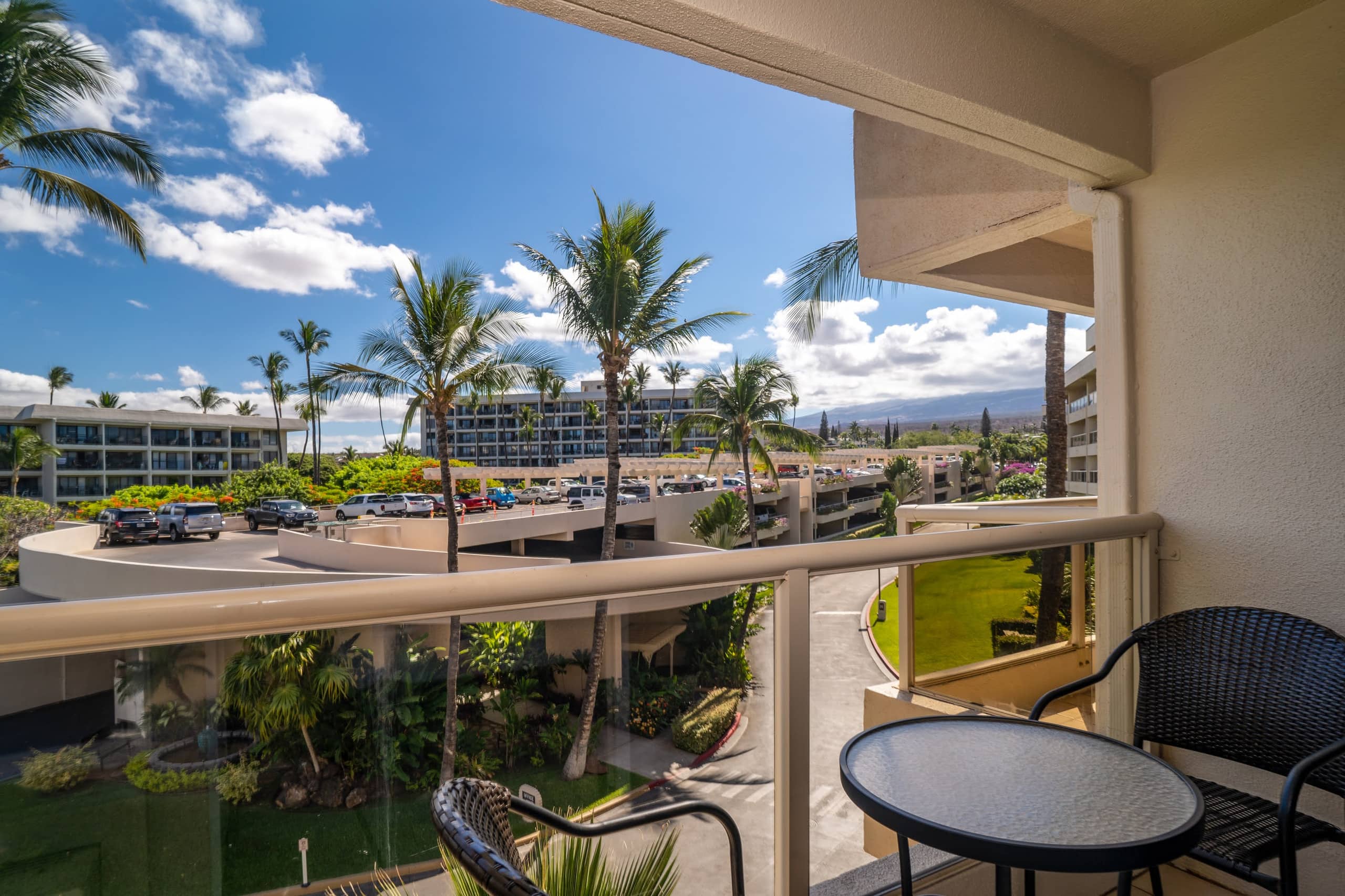 Condo in Kihei · ★4.93 · Studio · 1 bed · 1 shared bath - Image 8