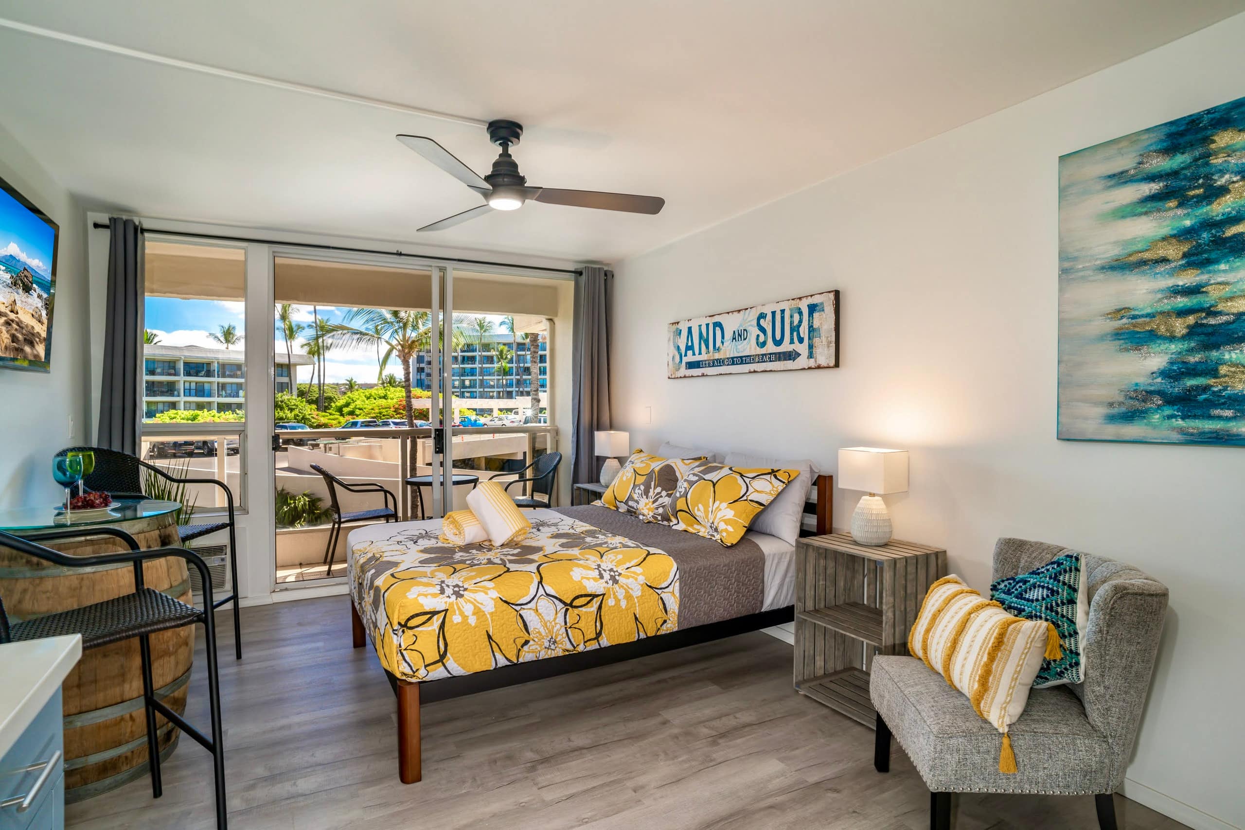 Condo in Kihei · ★4.93 · Studio · 1 bed · 1 shared bath - Image 14