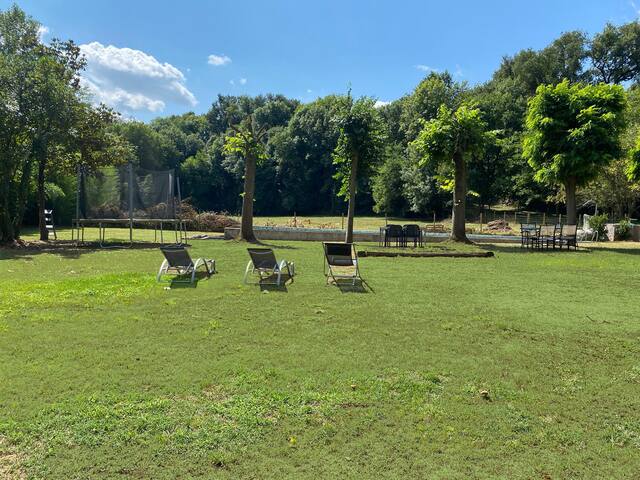 Villa / Casa rural grande, provincia de Girona gallery image 3