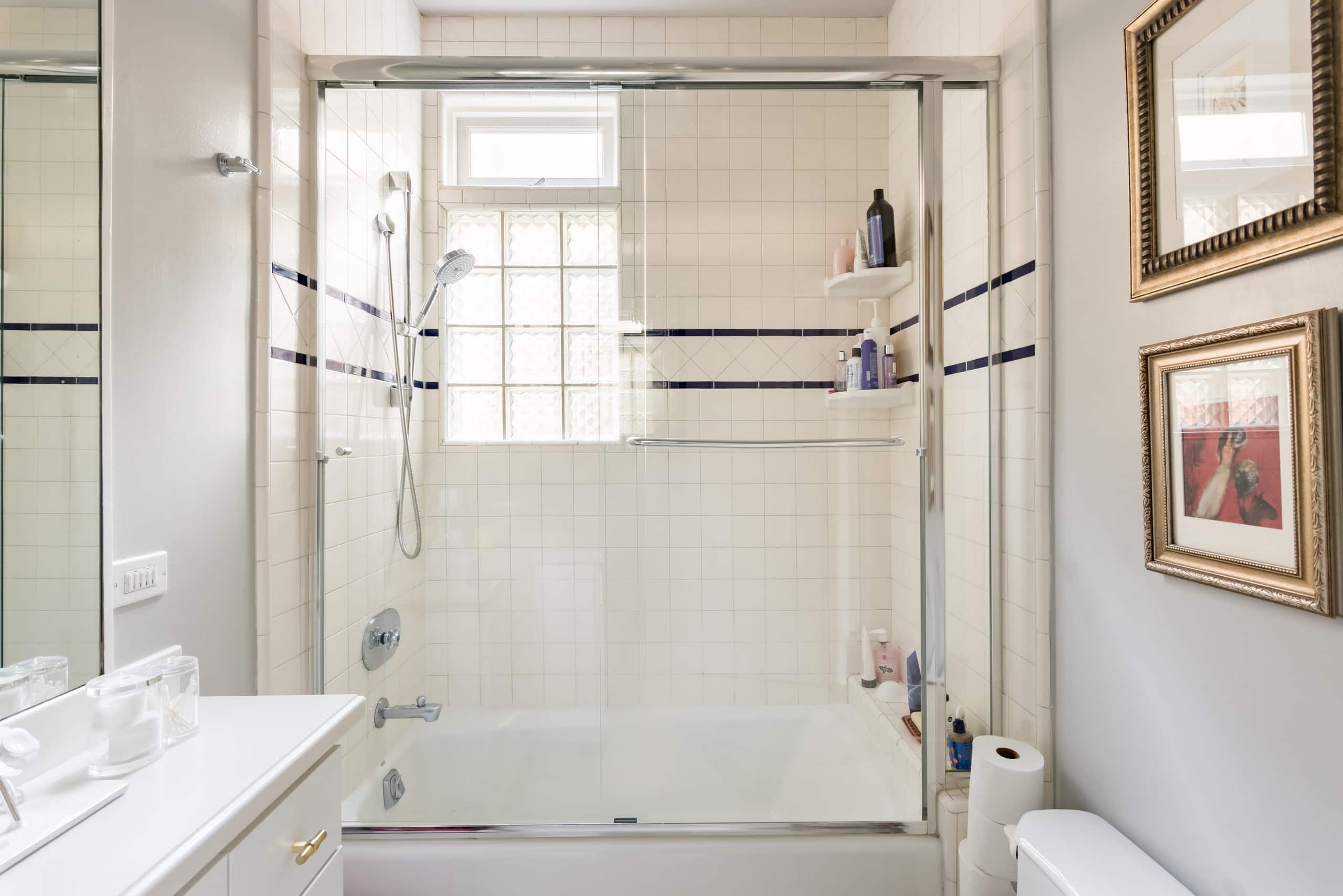 Townhouse in San Francisco · ★4.87 · 2 bedrooms · 2 beds · 1.5 baths - Image 30