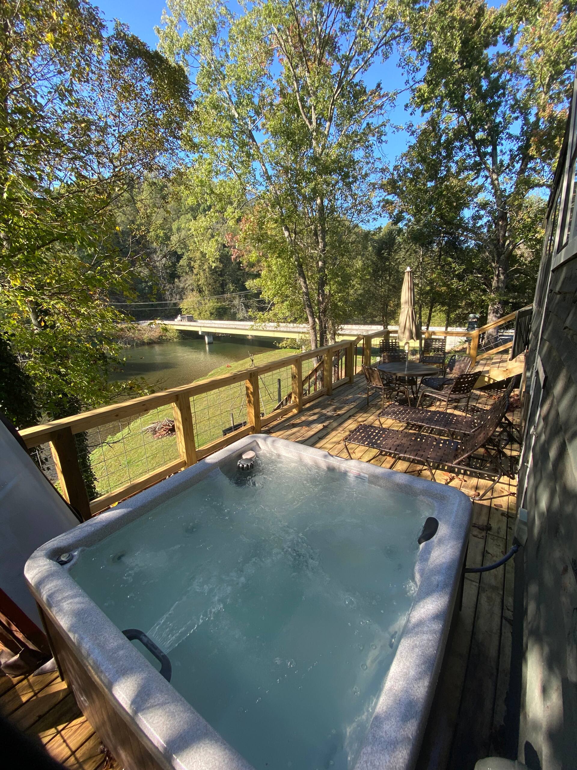 Watauga River Cottage in Johnson City, TN! — photo 3