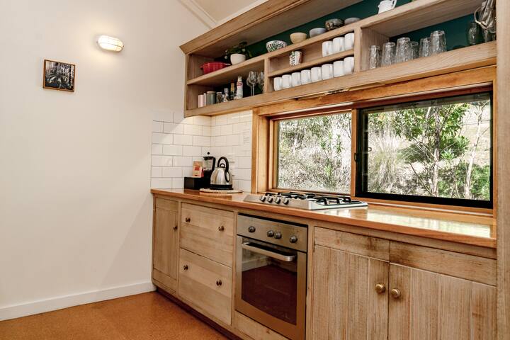 Family friendly cottage in the Otways! Mannagum gallery image 5