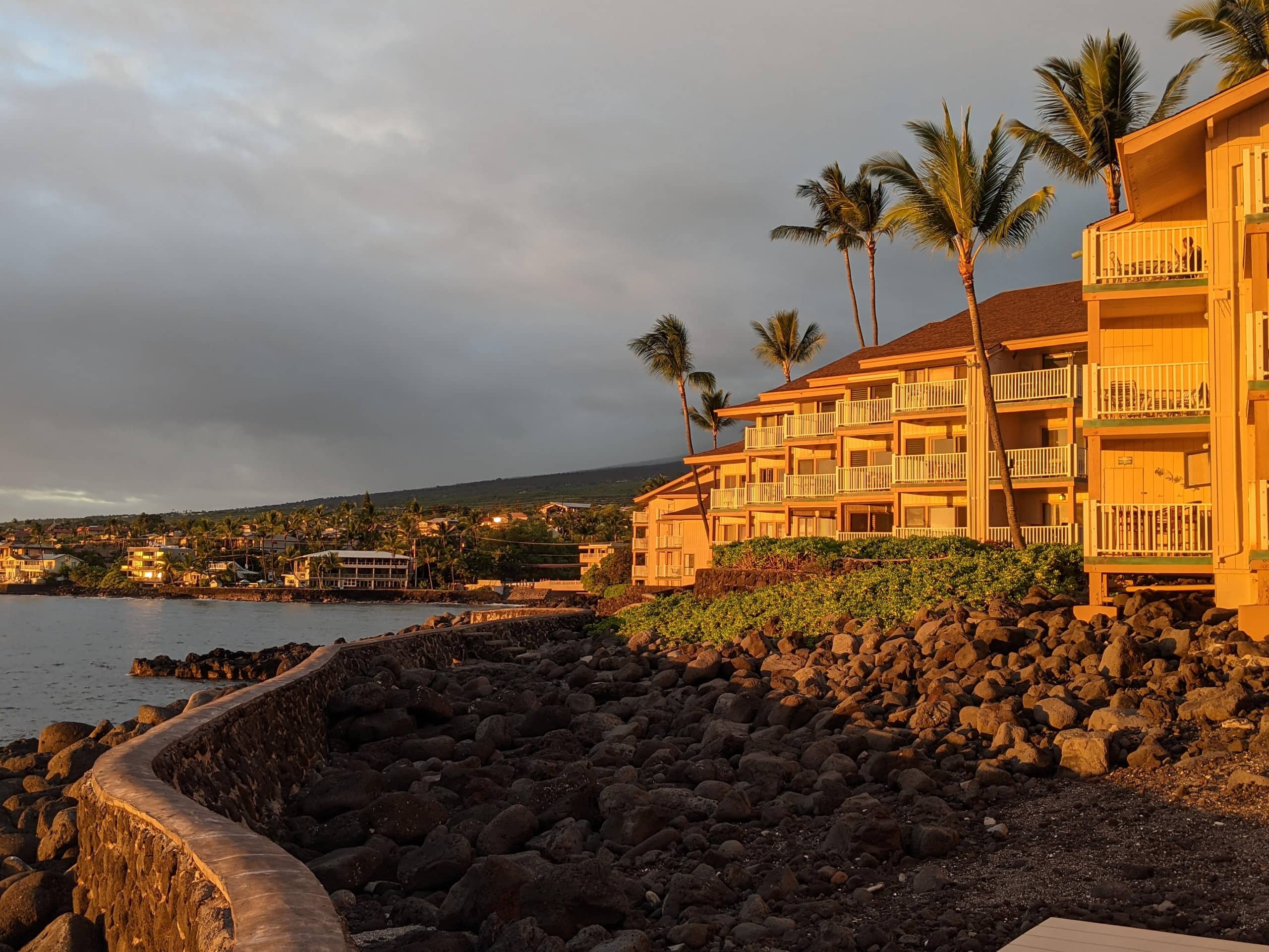 Condo in Kailua-Kona · ★4.94 · 2 bedrooms · 2 beds · 2 baths - Image 20