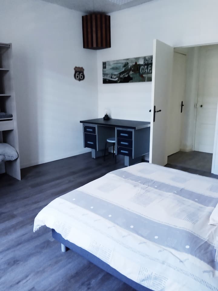 Bedroom 2 office area
with dressing room