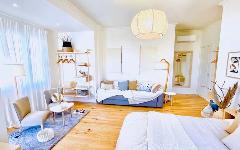 Luxury Apt – Nina’s Luxury Apartment