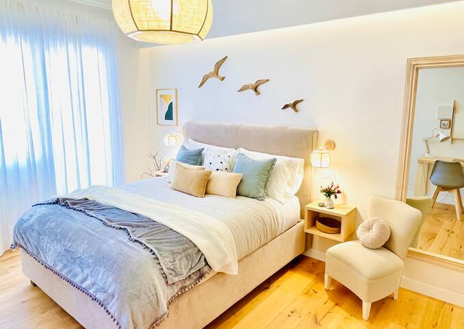 Luxury Apt – Nina’s Luxury Apartment gallery image 3