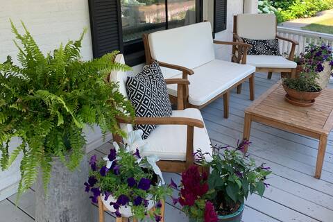 Large Home, Newly Renovated, Steps to the Beach!