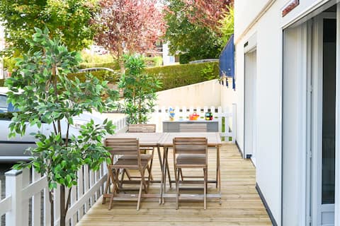 Annonce Airbnb populaire: *TOP * Downtown, parking, Wi-Fi, linen included à Villers Sur Mer
