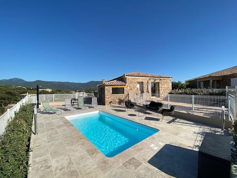 Sublime villa at the entrance of Bastelicaccia