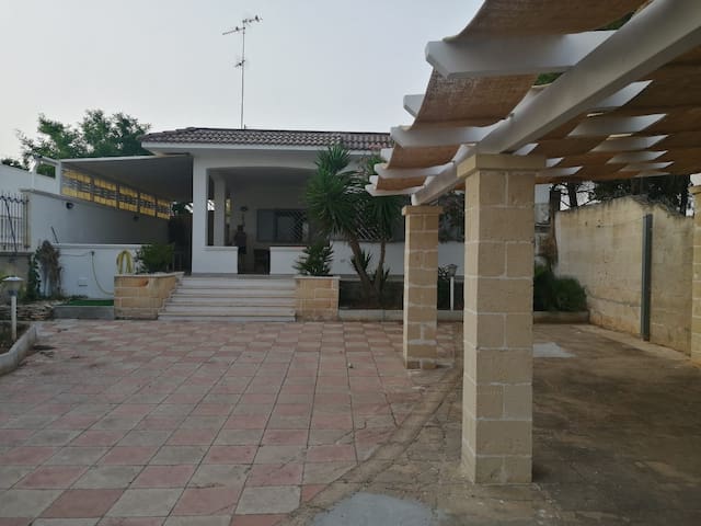 (Villa Camilla) L’OASI DELLA TRANQUILLITÀ