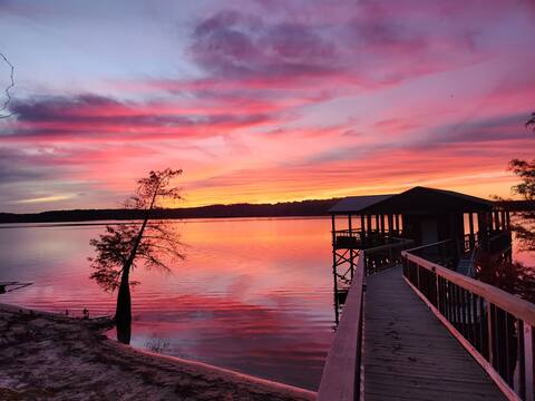 Stunning 3 Bedroom Lake Front Home with Boathouse