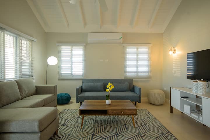 Modern 3 Bedroom Within Beautiful Gated Community - Jamaica