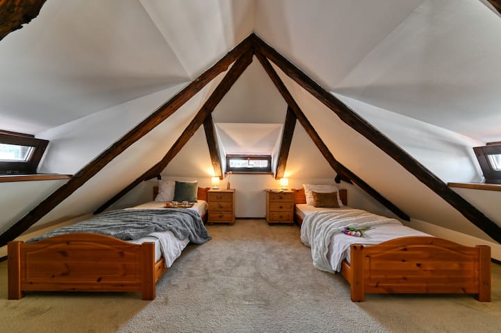 Historic Centre LOFT Prague * Charles bridge 2mins gallery image 2