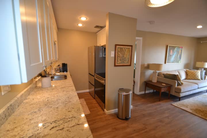 R-23 Furnished 1br Central Location - Ludlow, KY