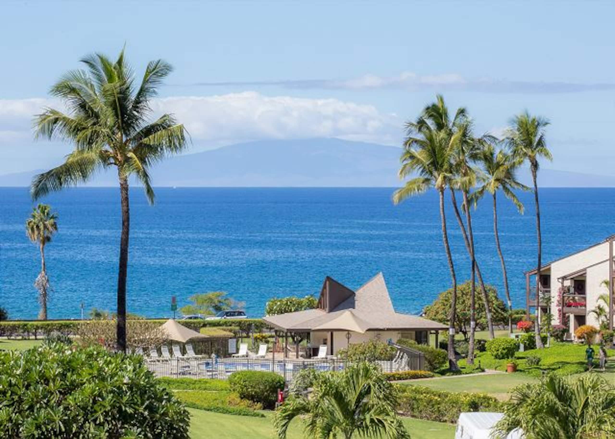 Condo in Kihei · ★4.96 · 1 bedroom · 1 bed · 1 private bath - Image 32
