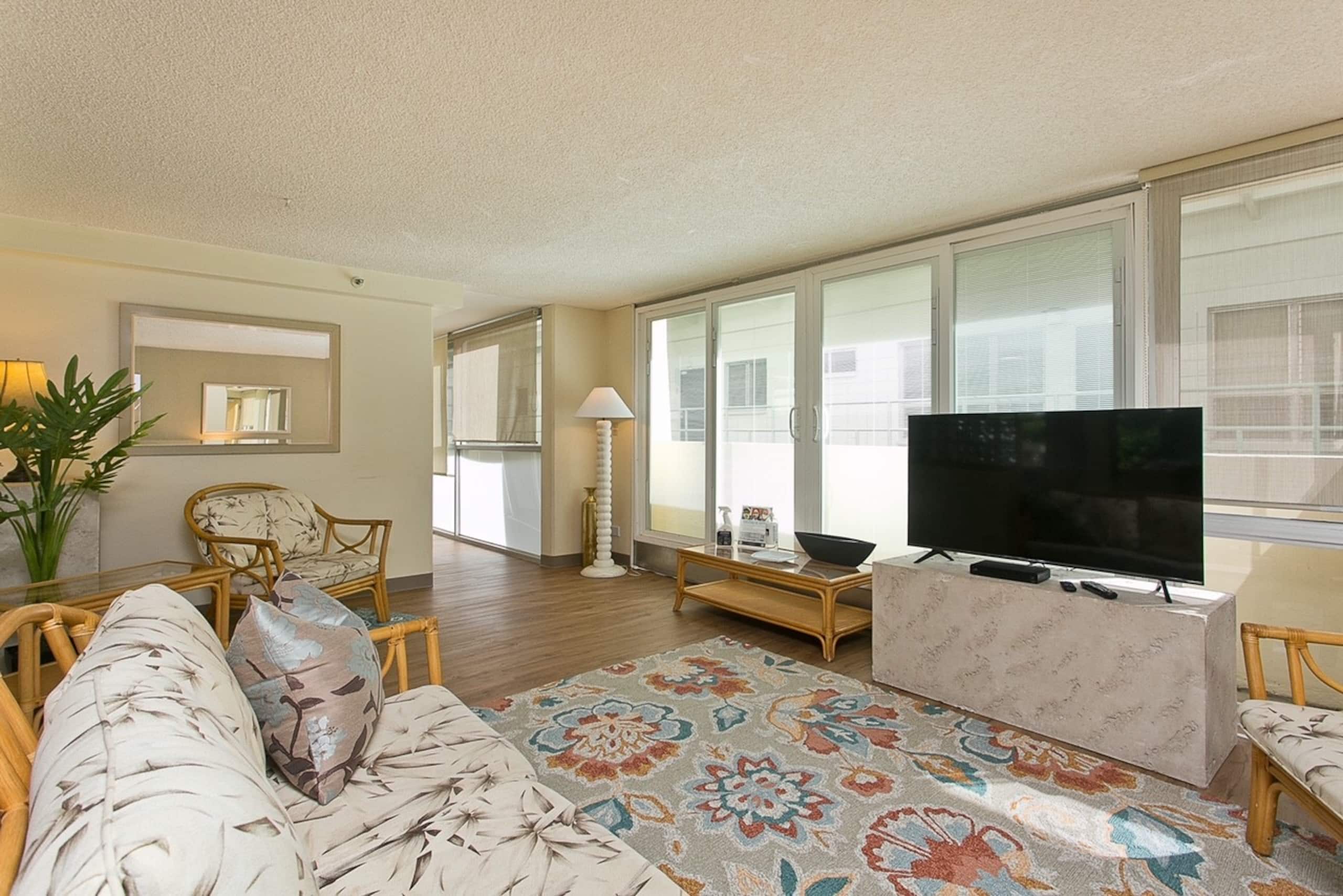 DHBH 501 Oceanfront Lanai Condo - Sleeps 4 - Image 5