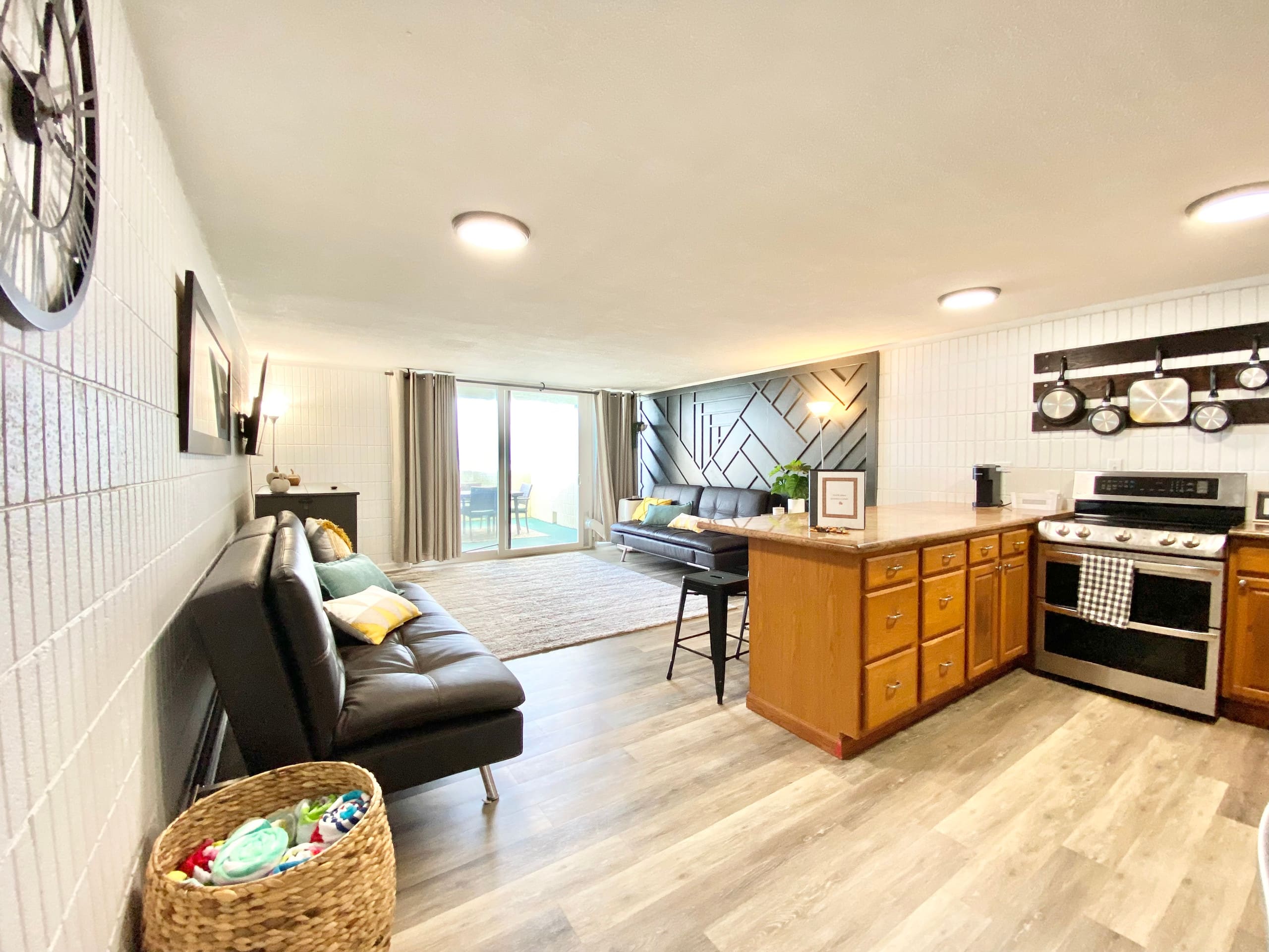 Condo in Hauula · ★4.73 · 1 bedroom · 4 beds · 1 private bath - Image 3