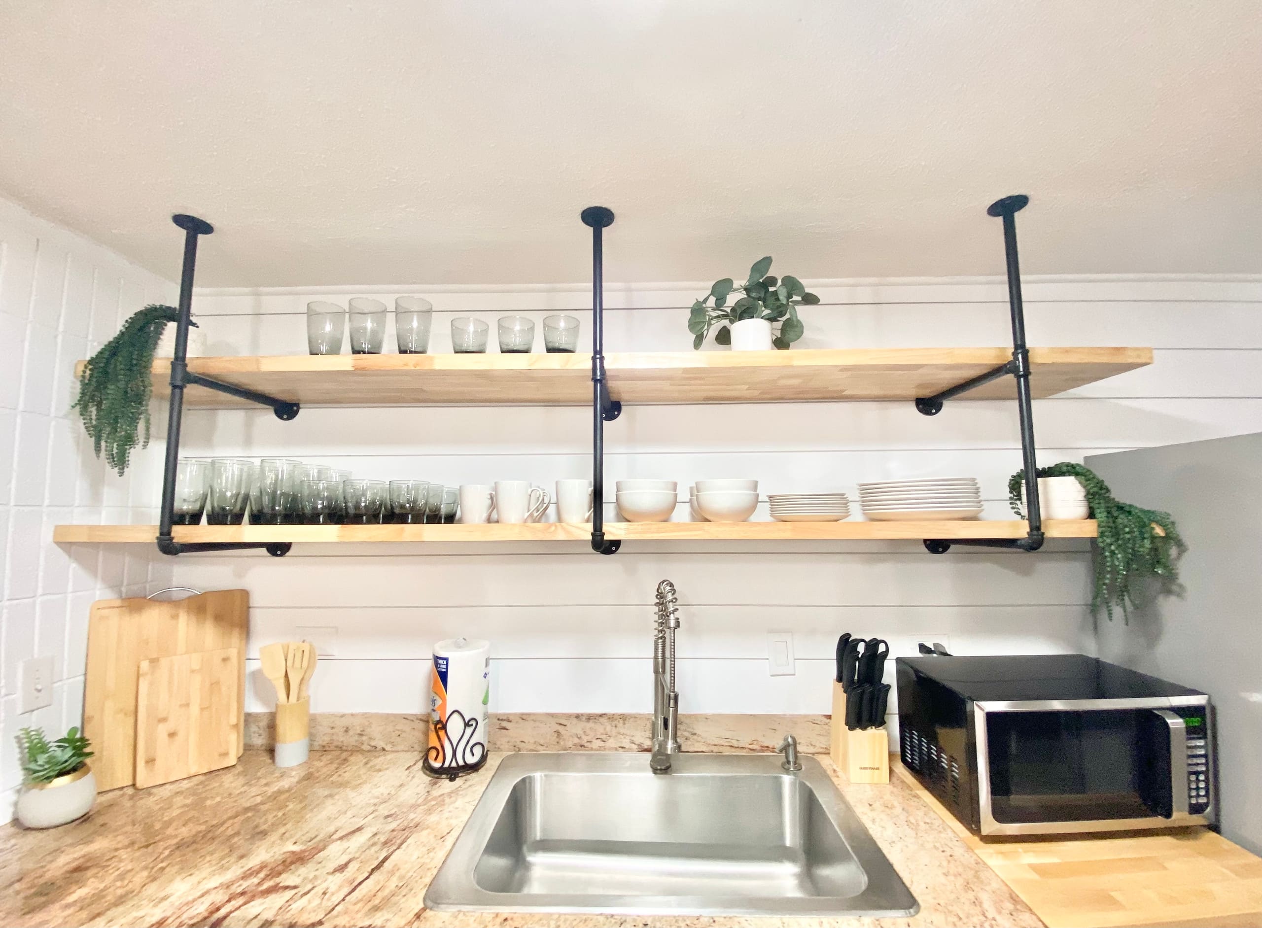 Condo in Hauula · ★4.73 · 1 bedroom · 4 beds · 1 private bath - Image 9