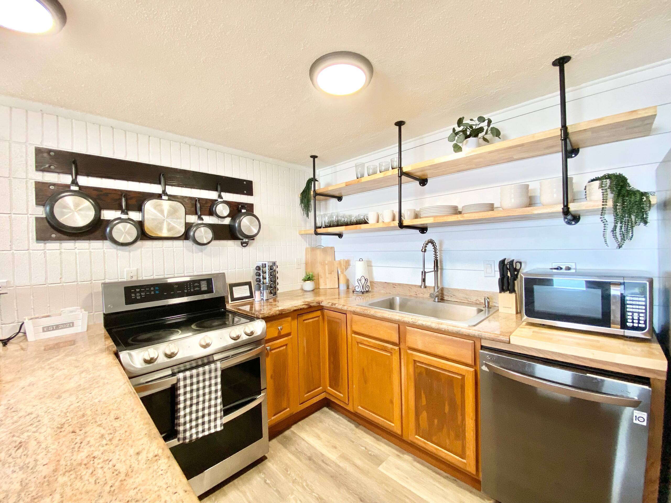 Condo in Hauula · ★4.73 · 1 bedroom · 4 beds · 1 private bath - Image 10