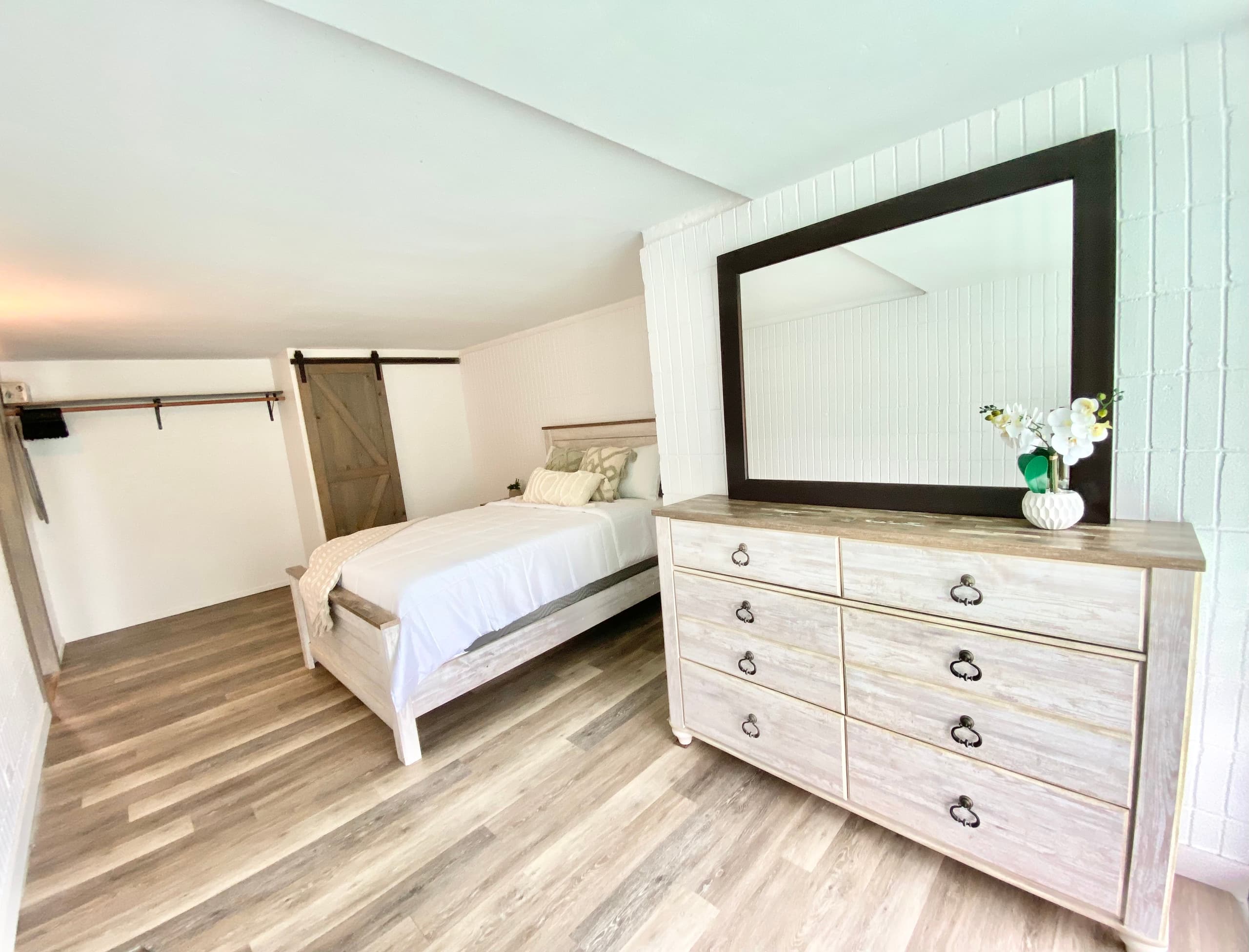 Condo in Hauula · ★4.73 · 1 bedroom · 4 beds · 1 private bath - Image 17
