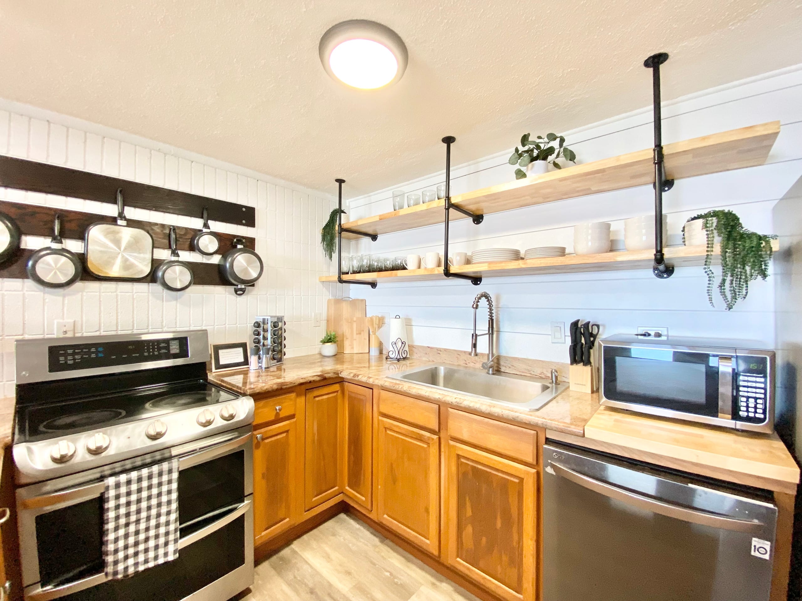Condo in Hauula · ★4.73 · 1 bedroom · 4 beds · 1 private bath - Image 13