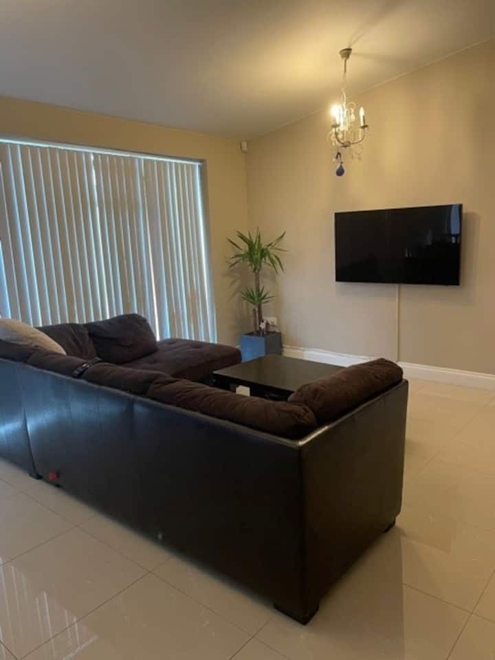 5 Bedroom House In Galway For Race Week - Galway