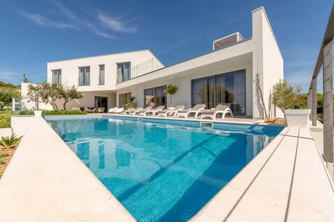 Villa Marvela - Family 4 Bedroom