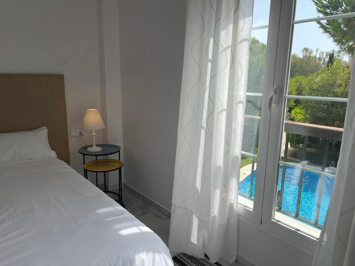 غرفة النوم 1