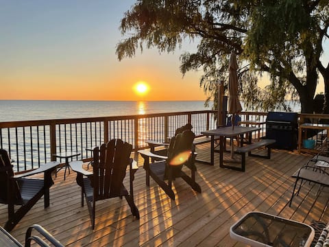Southern Exposure on Lake Erie