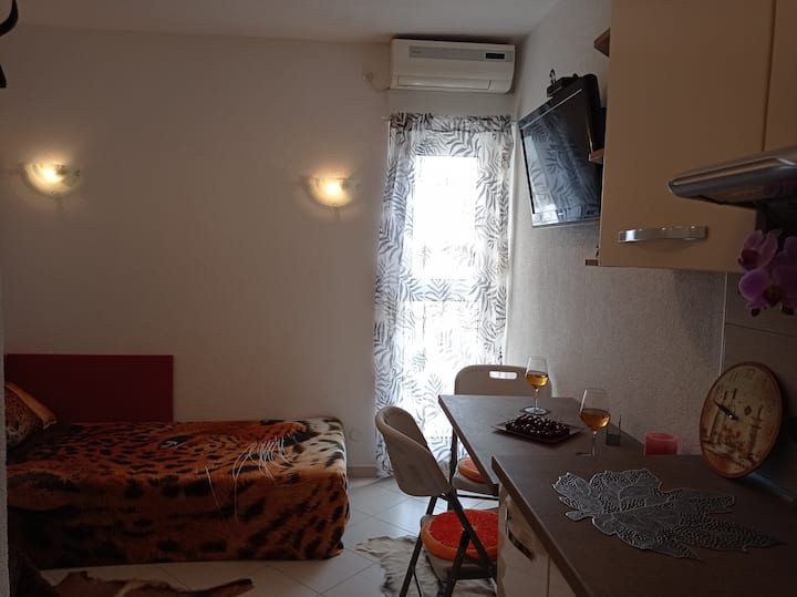Studio Apartman   Dixi *** - Baška Voda