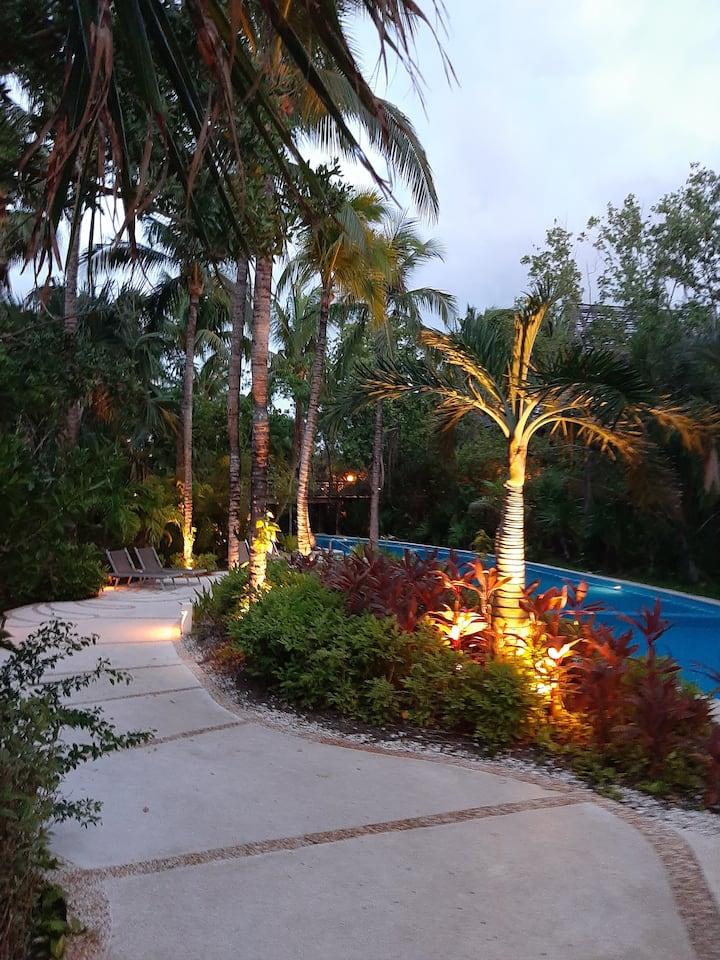 5 diamond resort with 2 bedroom and 2 bathrooms. Resorts for Rent in