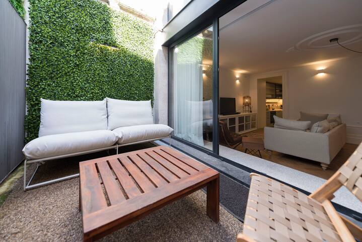 Classy & Stylish Porto 2Bedroom Duplex w/ Terrace gallery image 4