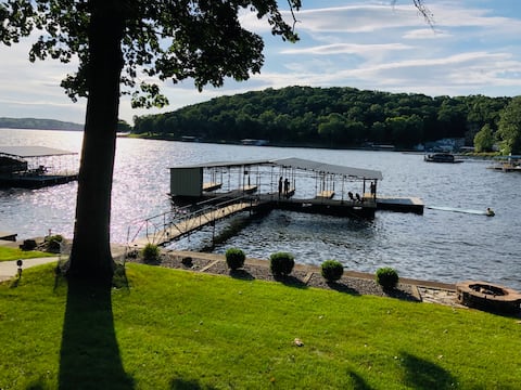 JOMO TriTerrace*Enjoy Family*Lakefront*PrivateDock