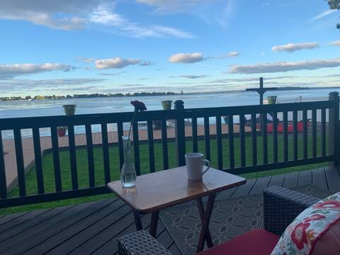 "GEORGEous" Retreat on Oneida Lake