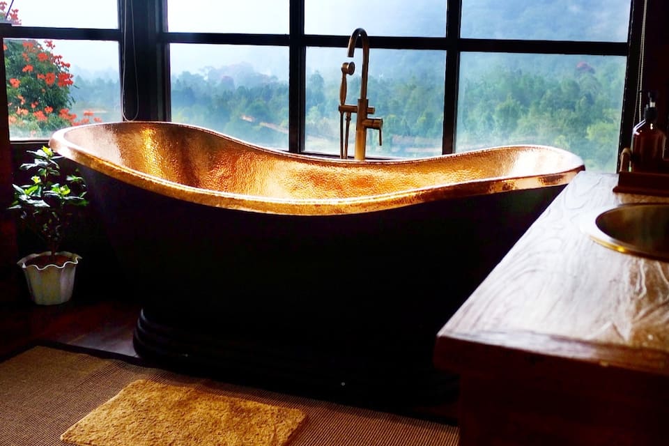 Bedugul Mountain Chalet, beside the forest, Sukasada, Bali, Indonesia, photo 2 of 10