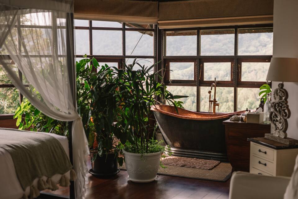 Bedugul Mountain Chalet, beside the forest, Sukasada, Bali, Indonesia, photo 6 of 10