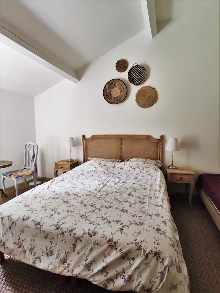 Chambre D'hôtes  Jusqu'à 3 Personnes B&b - Monclar-de-Quercy