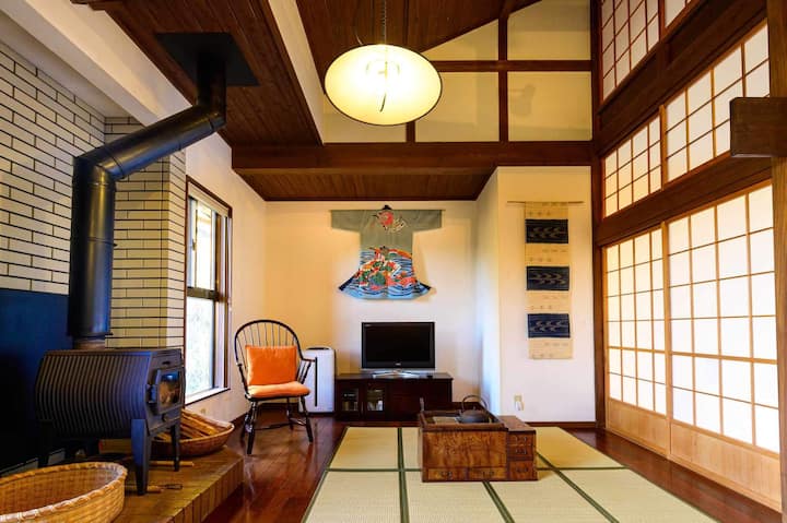 【100 Minutes From Tokyo】 A Modern Japanese House - 千葉県
