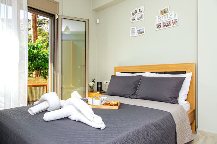 Dhomë gjumi 2 me krevat dopio.