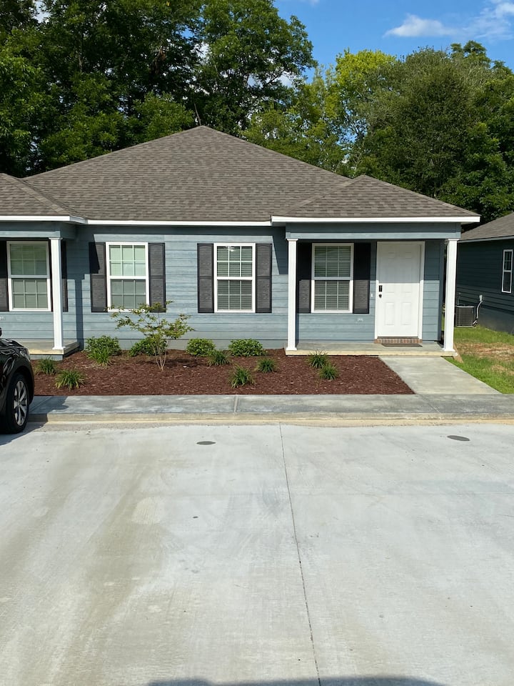 Theresa Lane Apartment Apartments for Rent in Vidalia,
