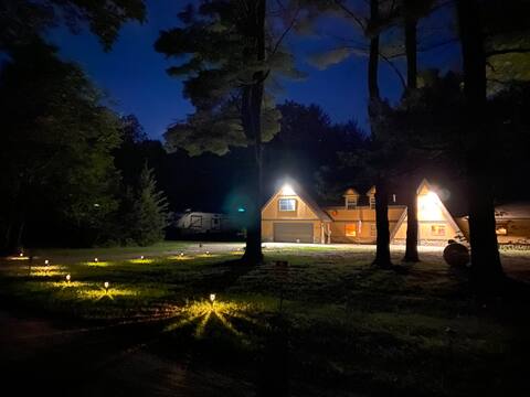 Unique Star of the North Lodge- UpNorth Wonderland