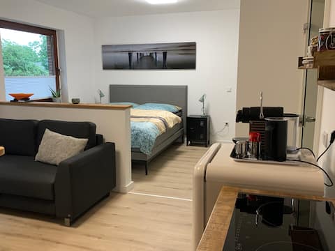 Beautiful new apartment 1 at the gates of Cologne.