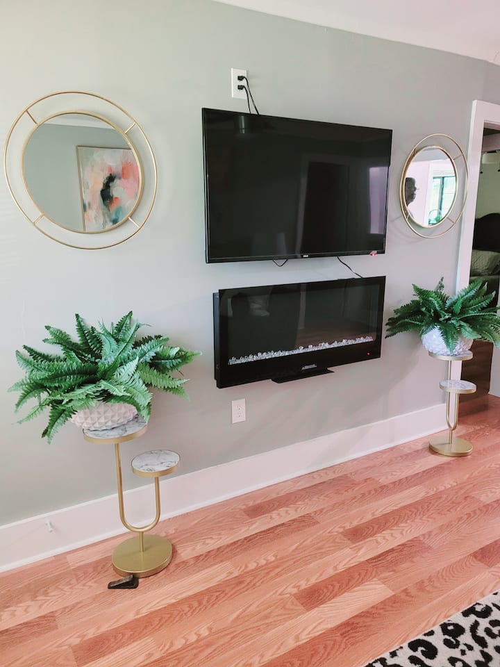 Chic, Modern Southern Charm - Oxford, MS