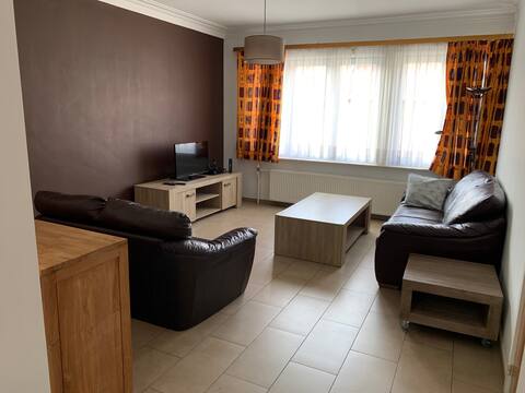 Spacious apartment with free parking on the 2nd floor