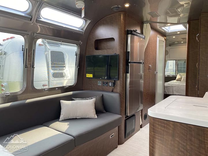 Glamping In The Dmv-‘22 Airstream Globetrotter27fb - Burke, VA