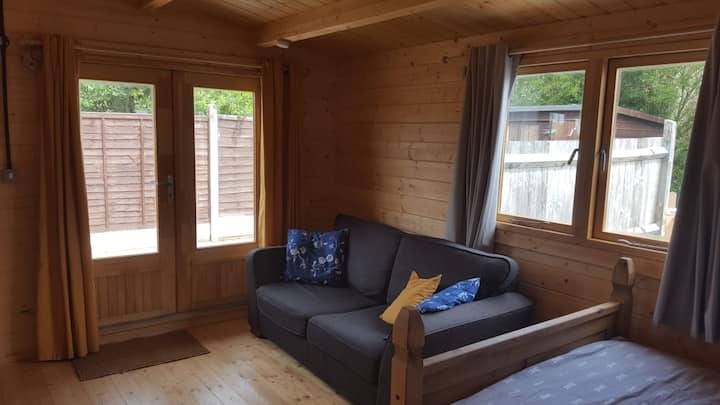The Getaway: Quaint Log Cabin On Jurassic Coast - Wareham