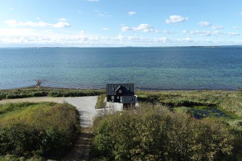 Idyllic house by the sea